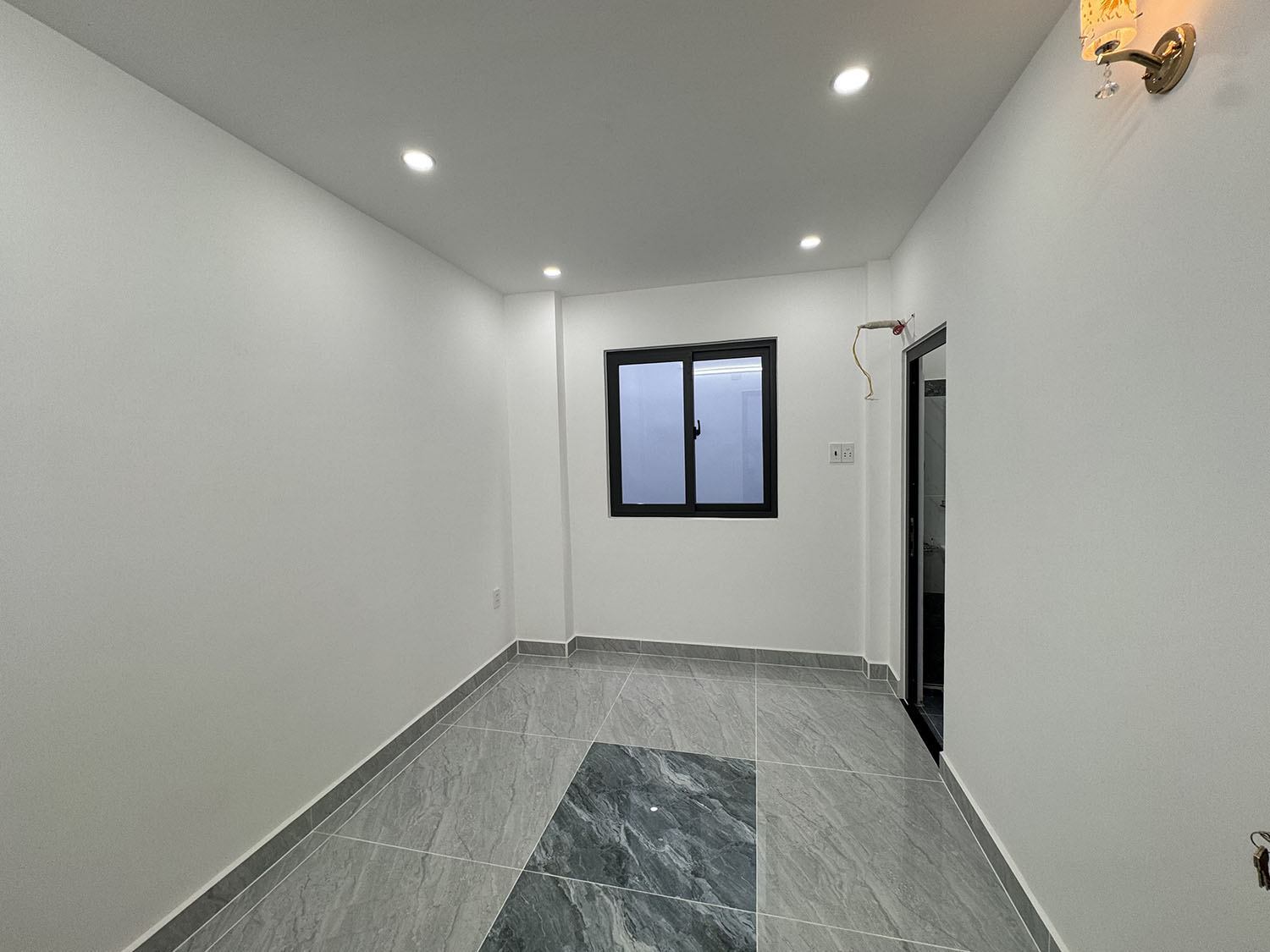 Siêu phẩm Biệt thự mini góc 2 mặt tiền, 3 lầu, xây mới 100%, hẻm đẹp khu cao cấp Lê Văn Sỹ, Quận 3